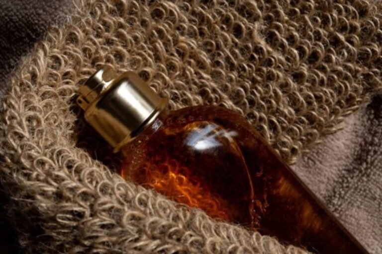 oud perfume gift shipping